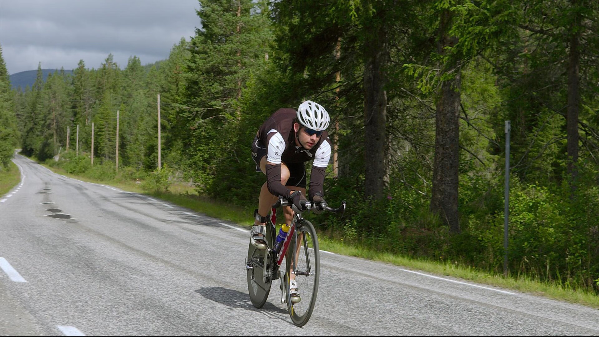戴维斯杯的硝烟与蒙特卡洛的荣光,德约科维奇如何以领袖之姿跨越双线战场