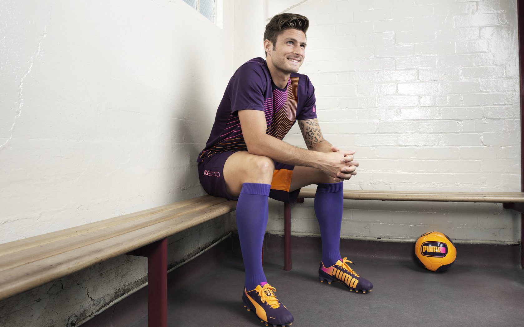 欧冠半决赛之夜，哈利伯顿扛起全队